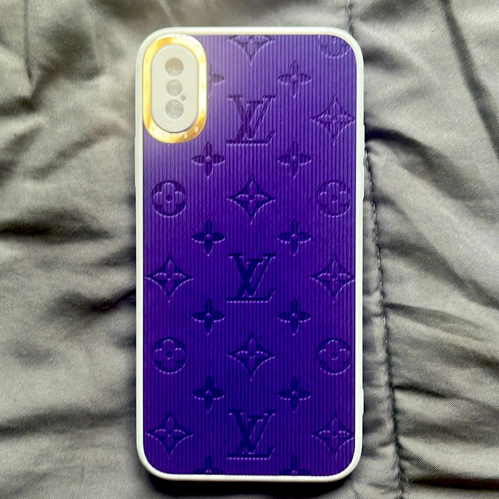 Brand new iPhone x Louis Vuitton case
